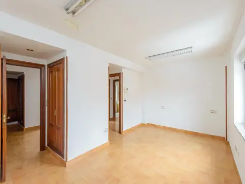 Piso en calle Alcalde Parrondo